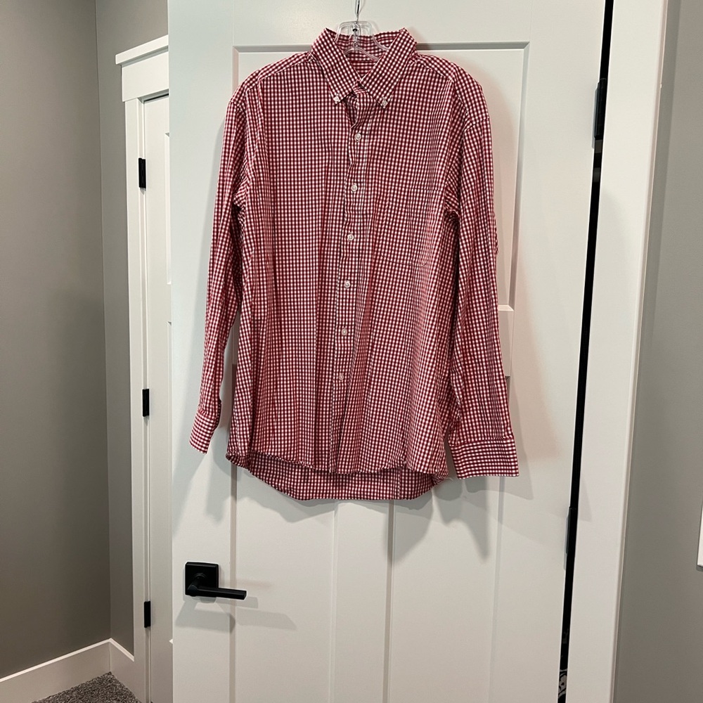 Club Room Red and White Checkered Men's Shirt
